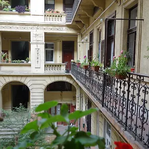 Vivid Csengery , Budapest Hungary